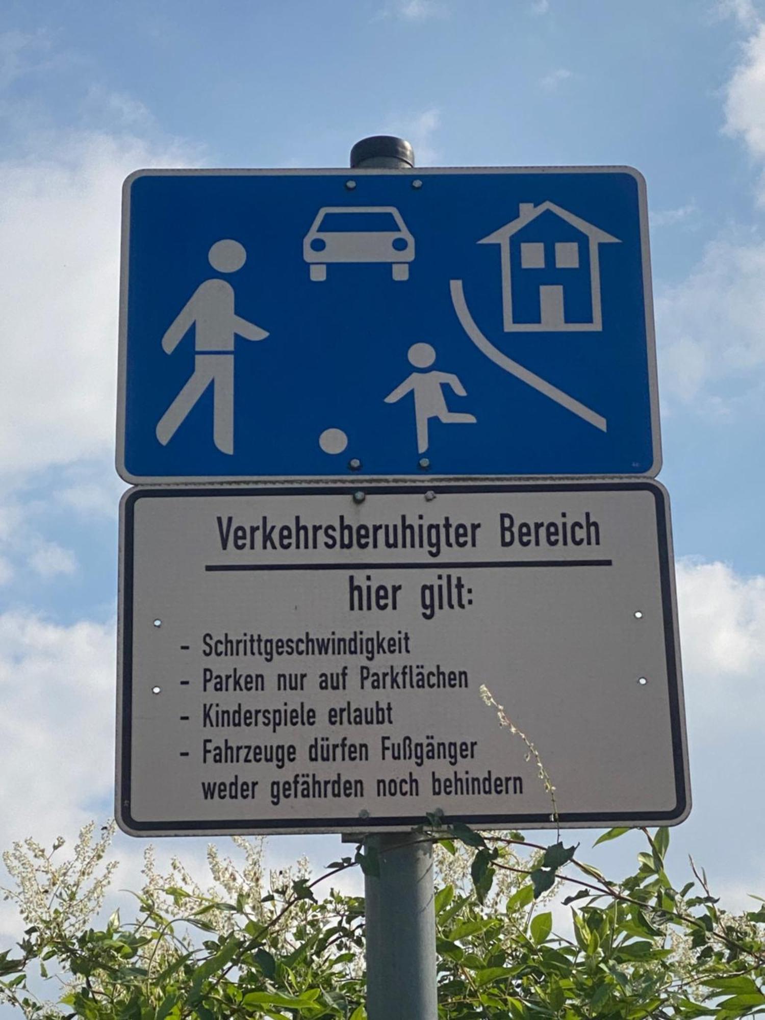 Zimmer Am Bachlauf Gelsenkirchen Ngoại thất bức ảnh